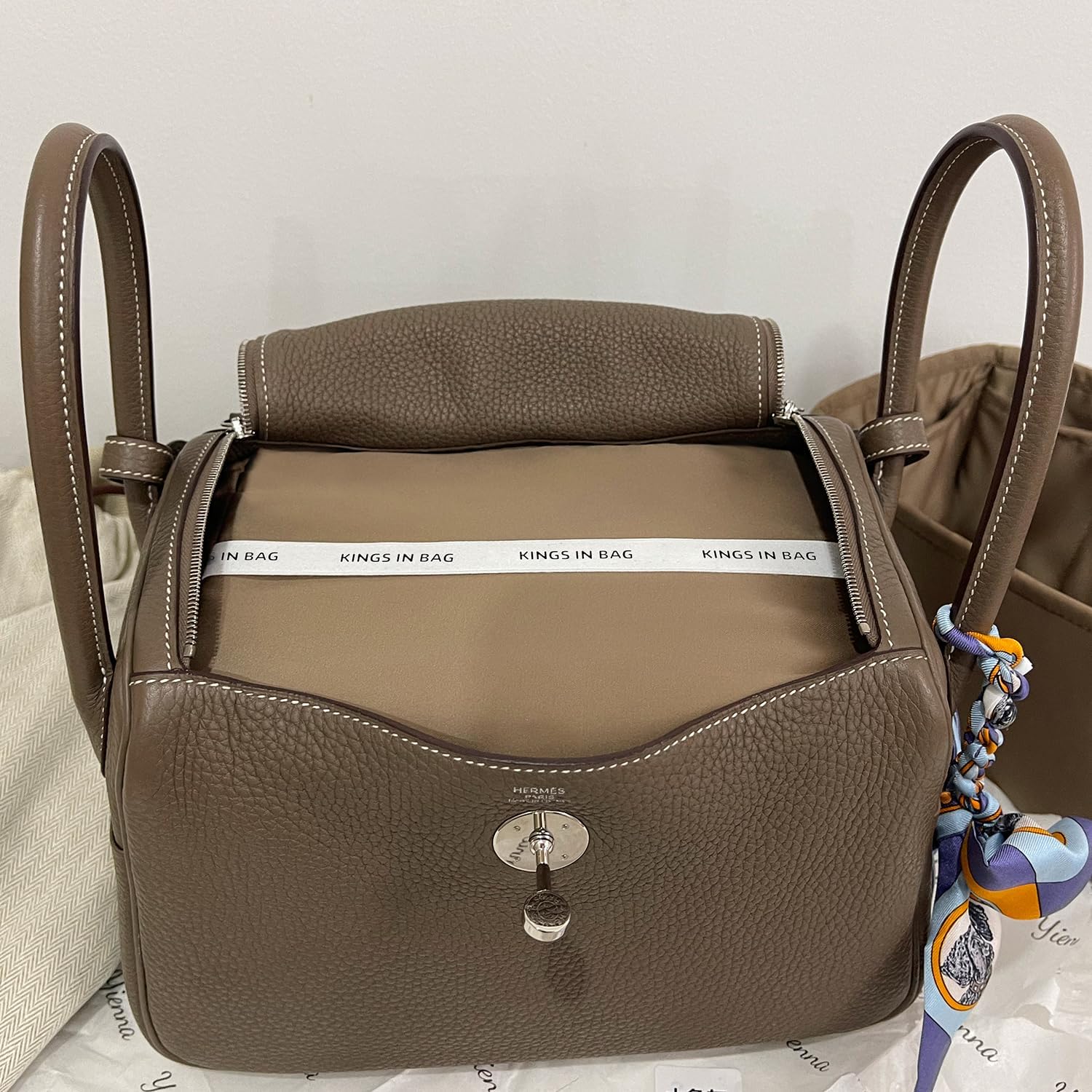 Purse Handbag Shaper Pillow Insert for Women Bags, Luxury Bag Lightweight Shaper with Silky Satins, Fits for Lindy19/26/30/34 Bags, Soft Memory Foam Inner(Etoupe grey, Lindy26)